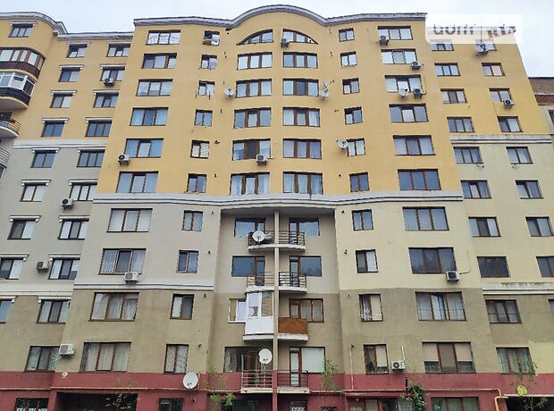 Продажа трехкомнатной квартиры в Ивано-Франковске, на ул. Довженко А., район Бам фото 1 Продажа трехкомнатной квартиры в Ивано-Франковске, на ул. Довженко А., район Бам фото 1