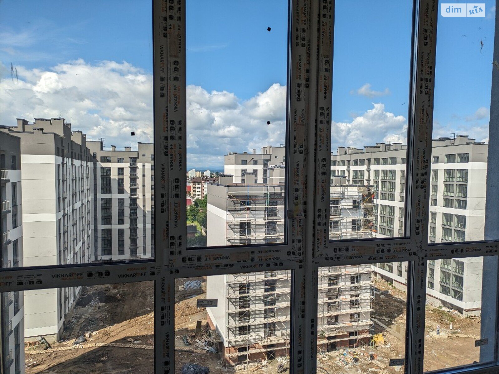 Продажа двухкомнатной квартиры в Ивано-Франковске, на ул. Довженко А., район Бам фото 1 Продажа двухкомнатной квартиры в Ивано-Франковске, на ул. Довженко А., район Бам фото 1