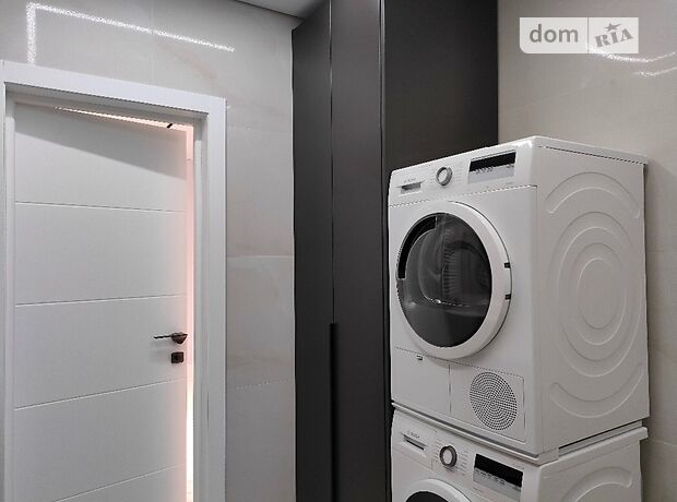 Продажа трехкомнатной квартиры в Ивано-Франковске, на ул. Гетьмана Ивана Мазепы, район Бам фото 1 Продажа трехкомнатной квартиры в Ивано-Франковске, на ул. Гетьмана Ивана Мазепы, район Бам фото 1