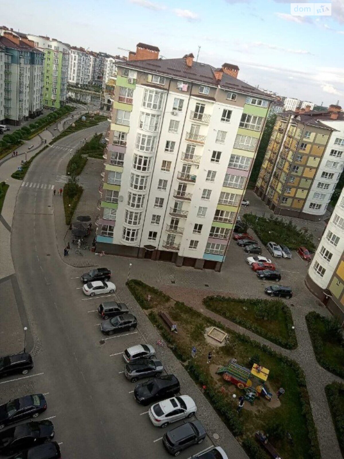 Продажа двухкомнатной квартиры в Ивано-Франковске, на ул. Слободская, фото 1 Продажа двухкомнатной квартиры в Ивано-Франковске, на ул. Слободская, фото 1