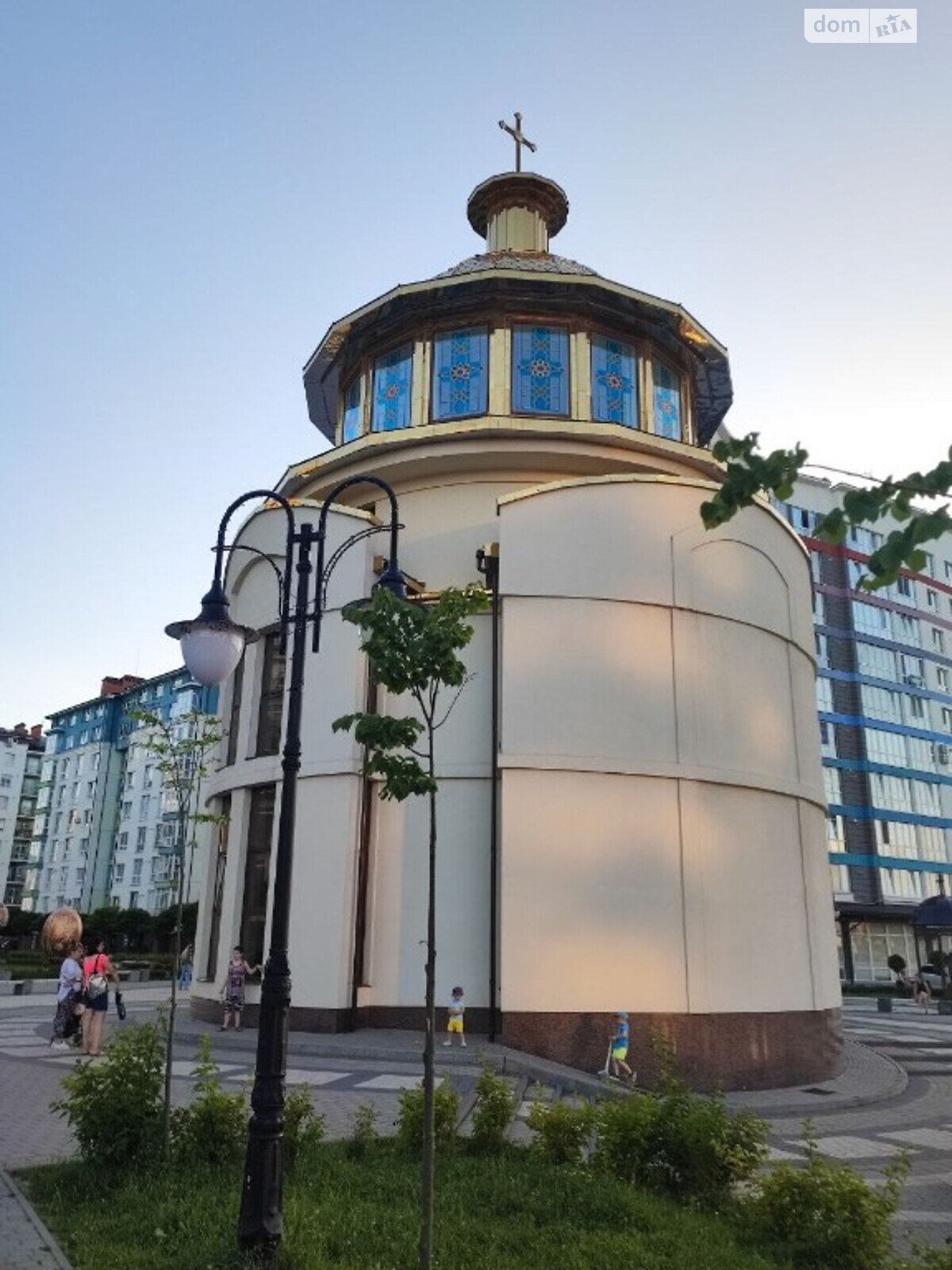 Продажа двухкомнатной квартиры в Ивано-Франковске, на ул. Слободская, фото 1 Продажа двухкомнатной квартиры в Ивано-Франковске, на ул. Слободская, фото 1