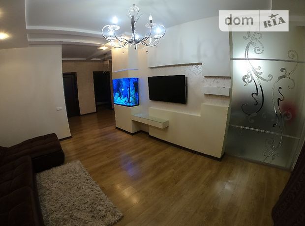 Продажа трехкомнатной квартиры в Ивано-Франковске, на ул. Савельева район Каскад фото 1 Продажа трехкомнатной квартиры в Ивано-Франковске, на ул. Савельева район Каскад фото 1