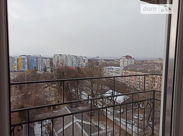 Продажа пятикомнатной квартиры в Ивано-Франковске, на ул. Коновальца Евгения район Коновальца Чорновола фото 1 Продажа пятикомнатной квартиры в Ивано-Франковске, на ул. Коновальца Евгения район Коновальца Чорновола фото 1