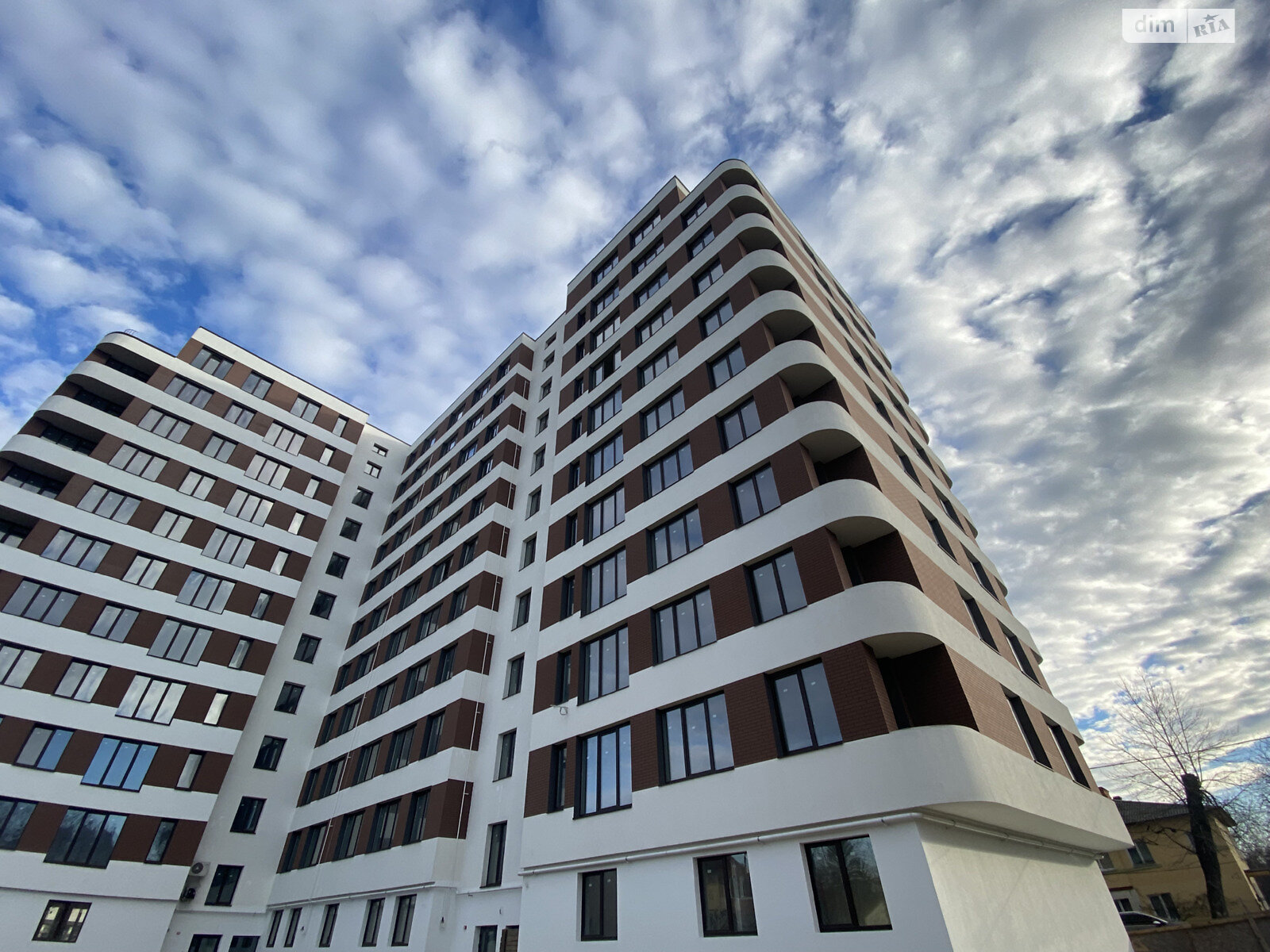 Продаж однокімнатної квартири в Івано-Франківську, на вул. Незалежності (Горького), район Майзлі фото 1 Продаж однокімнатної квартири в Івано-Франківську, на вул. Незалежності (Горького), район Майзлі фото 1