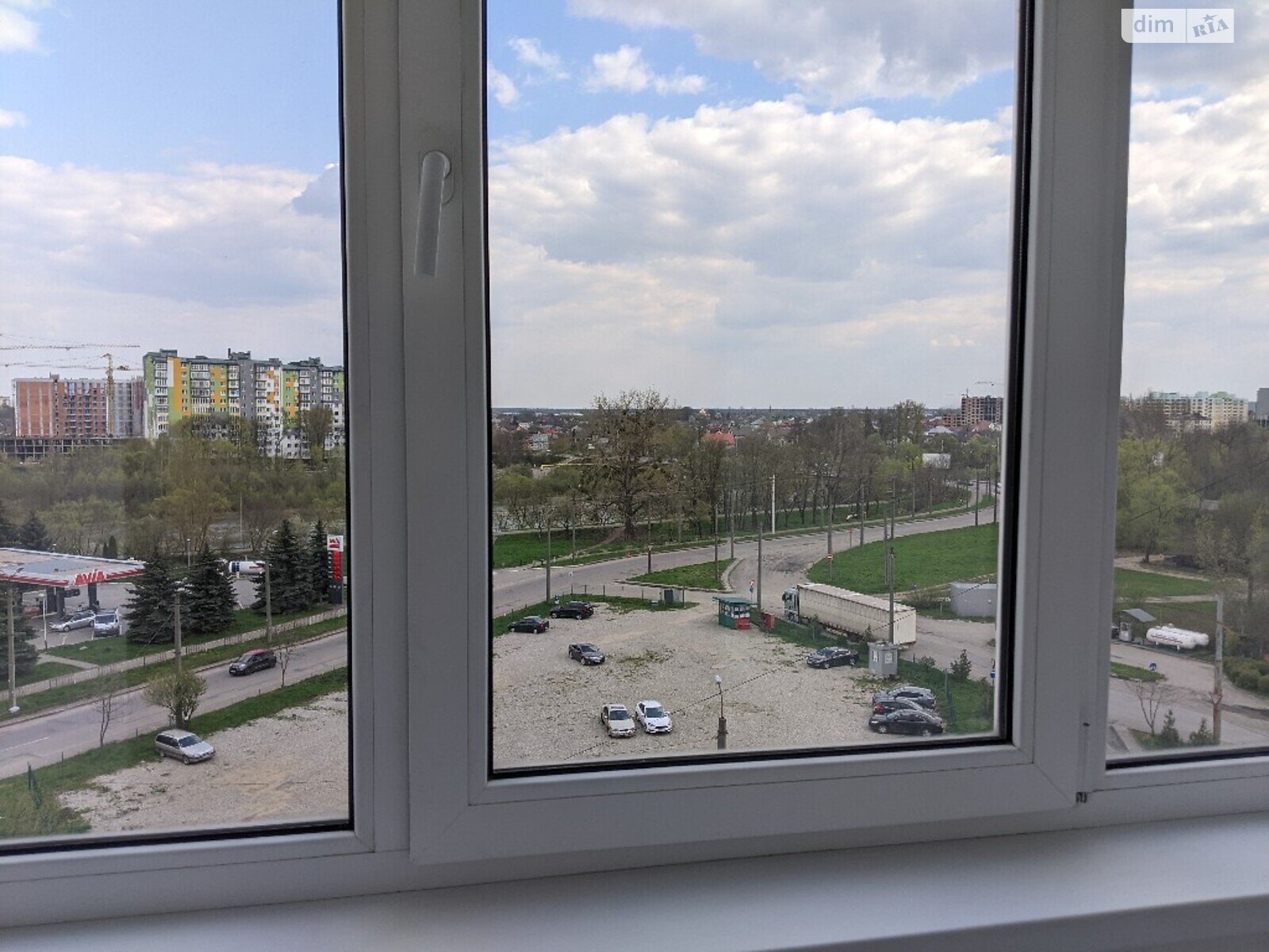 Продажа трехкомнатной квартиры в Ивано-Франковске, на ул. Угорницкая, район Майзли фото 1 Продажа трехкомнатной квартиры в Ивано-Франковске, на ул. Угорницкая, район Майзли фото 1
