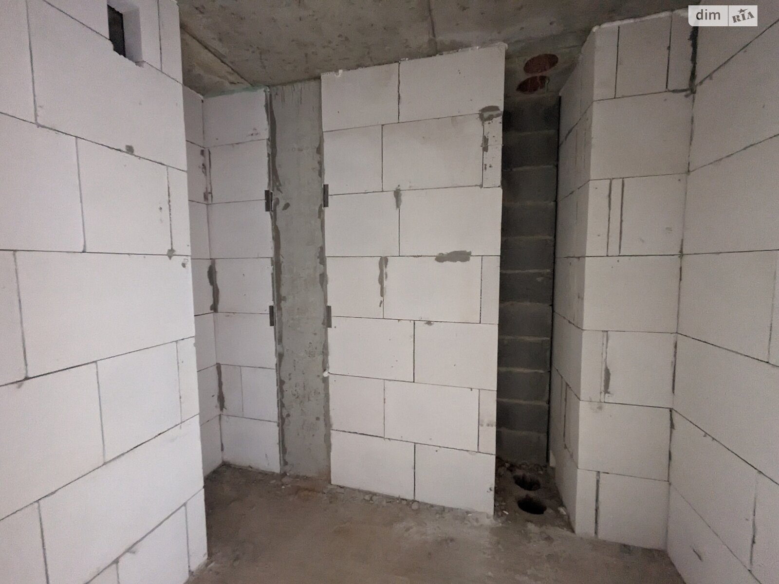 Продажа двухкомнатной квартиры в Ивано-Франковске, на ул. Надречная, район Набережная фото 1 Продажа двухкомнатной квартиры в Ивано-Франковске, на ул. Надречная, район Набережная фото 1