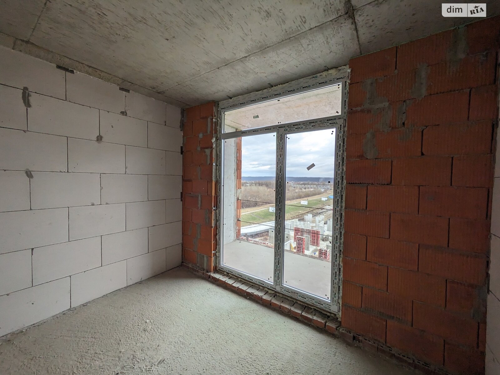 Продажа двухкомнатной квартиры в Ивано-Франковске, на ул. Надречная, район Набережная фото 1 Продажа двухкомнатной квартиры в Ивано-Франковске, на ул. Надречная, район Набережная фото 1