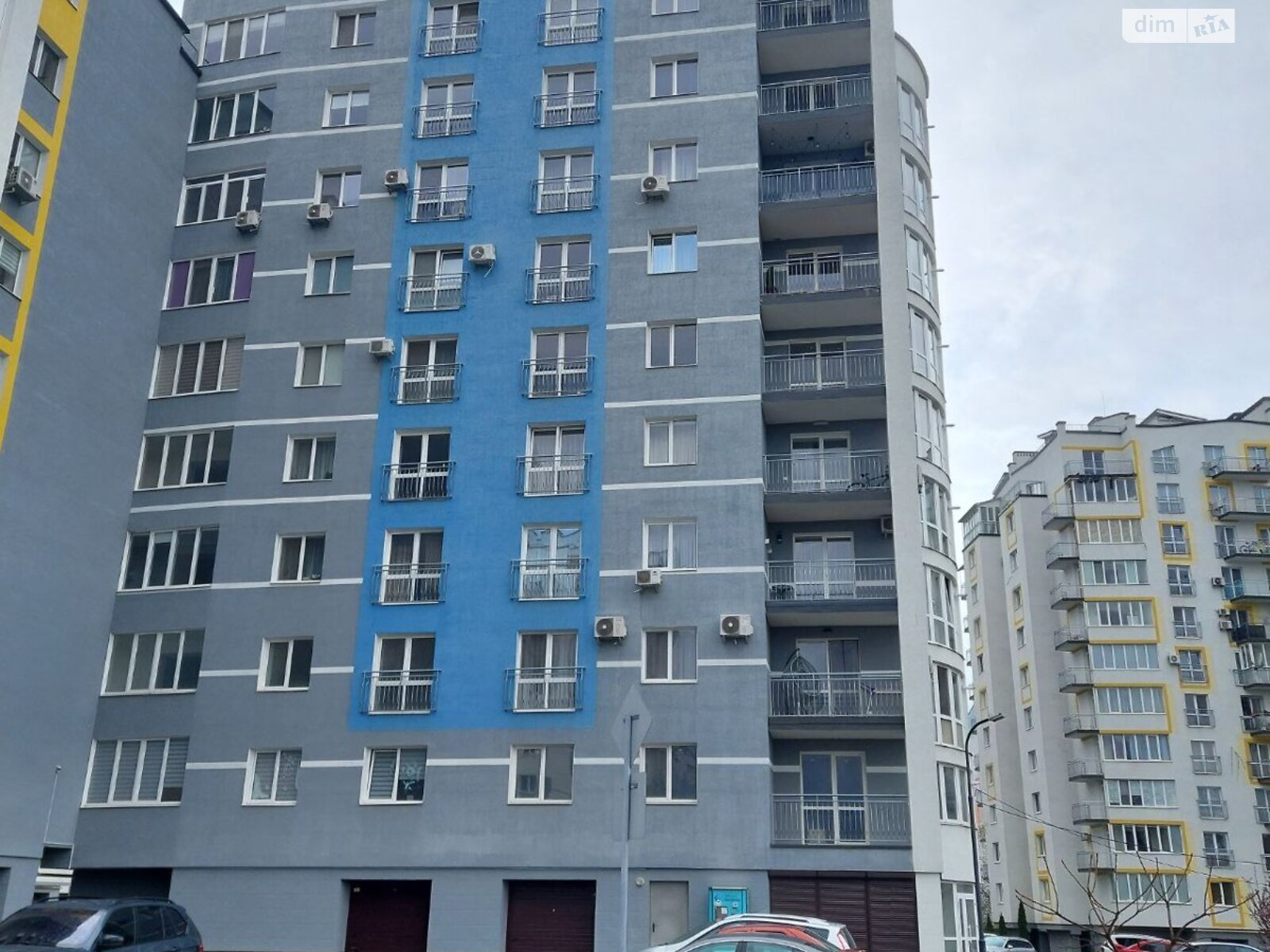 Продаж трикімнатної квартири в Івано-Франківську, на вул. Національної Гвардії, район Центр фото 1 Продаж трикімнатної квартири в Івано-Франківську, на вул. Національної Гвардії, район Центр фото 1