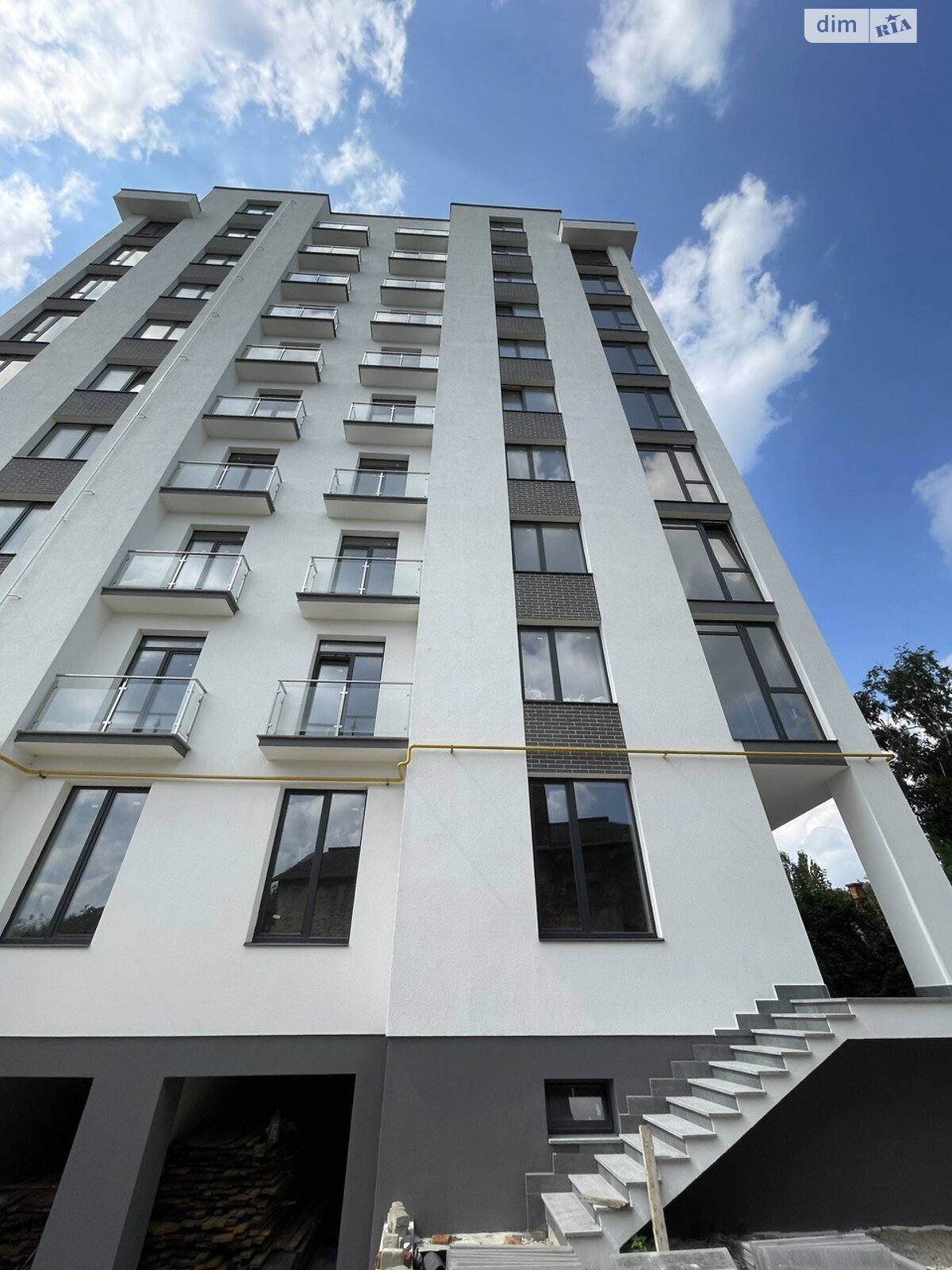Продажа трехкомнатной квартиры в Ивано-Франковске, на ул. Млынарская 19, район Центр фото 1
