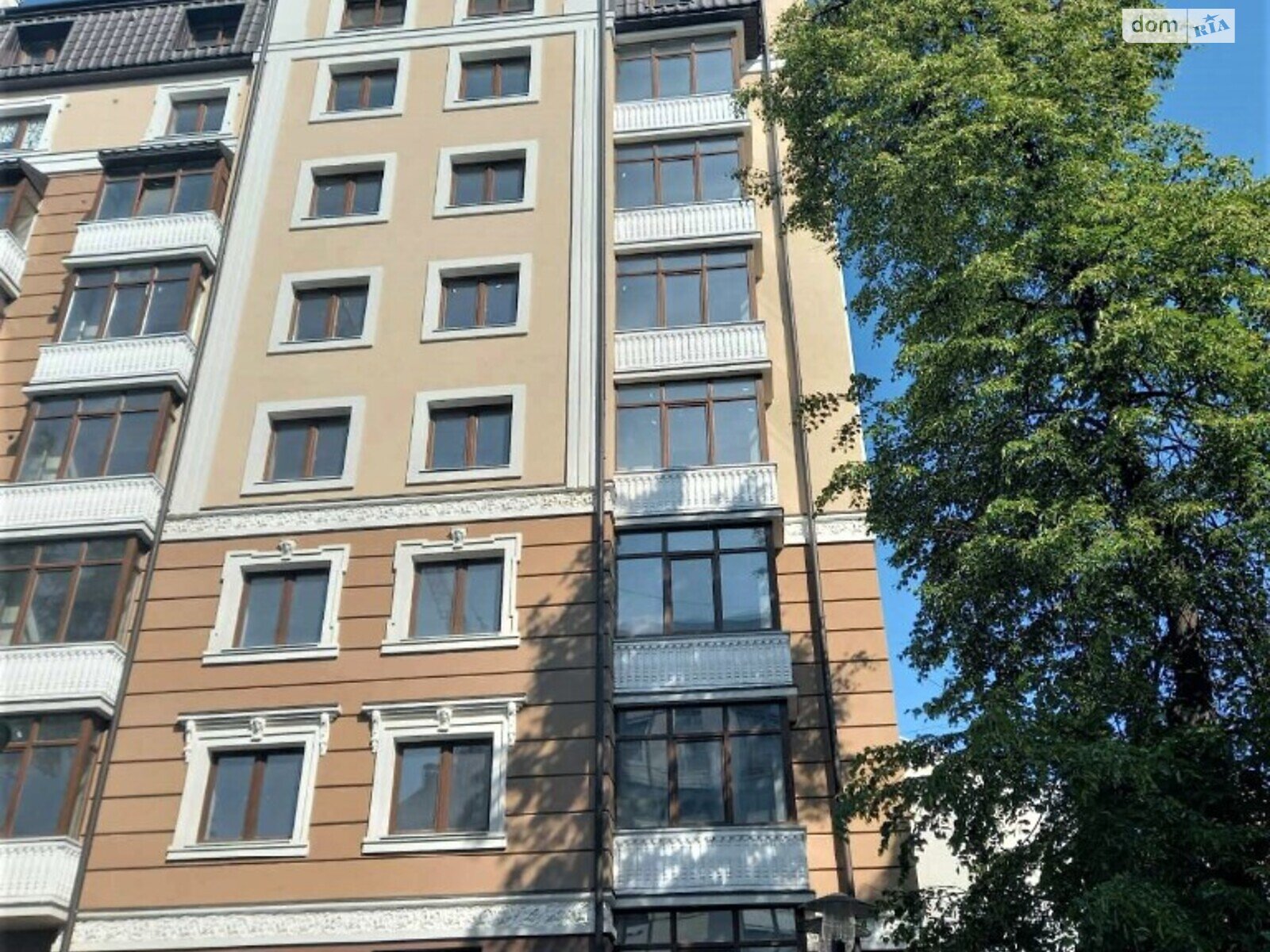 Продажа трехкомнатной квартиры в Ивано-Франковске, на ул. Тараса Шевченко, район Центр фото 1 Продажа трехкомнатной квартиры в Ивано-Франковске, на ул. Тараса Шевченко, район Центр фото 1