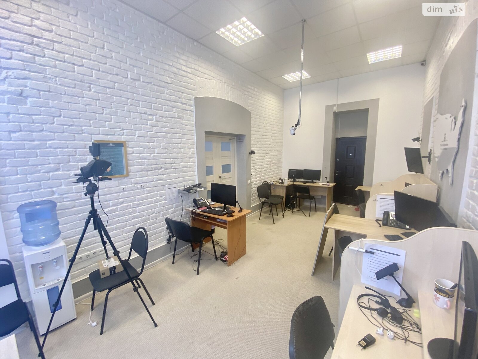 Продаж чотирикімнатної квартири в Івано-Франківську, на вул. Незалежності, район Центр фото 1 Продаж чотирикімнатної квартири в Івано-Франківську, на вул. Незалежності, район Центр фото 1