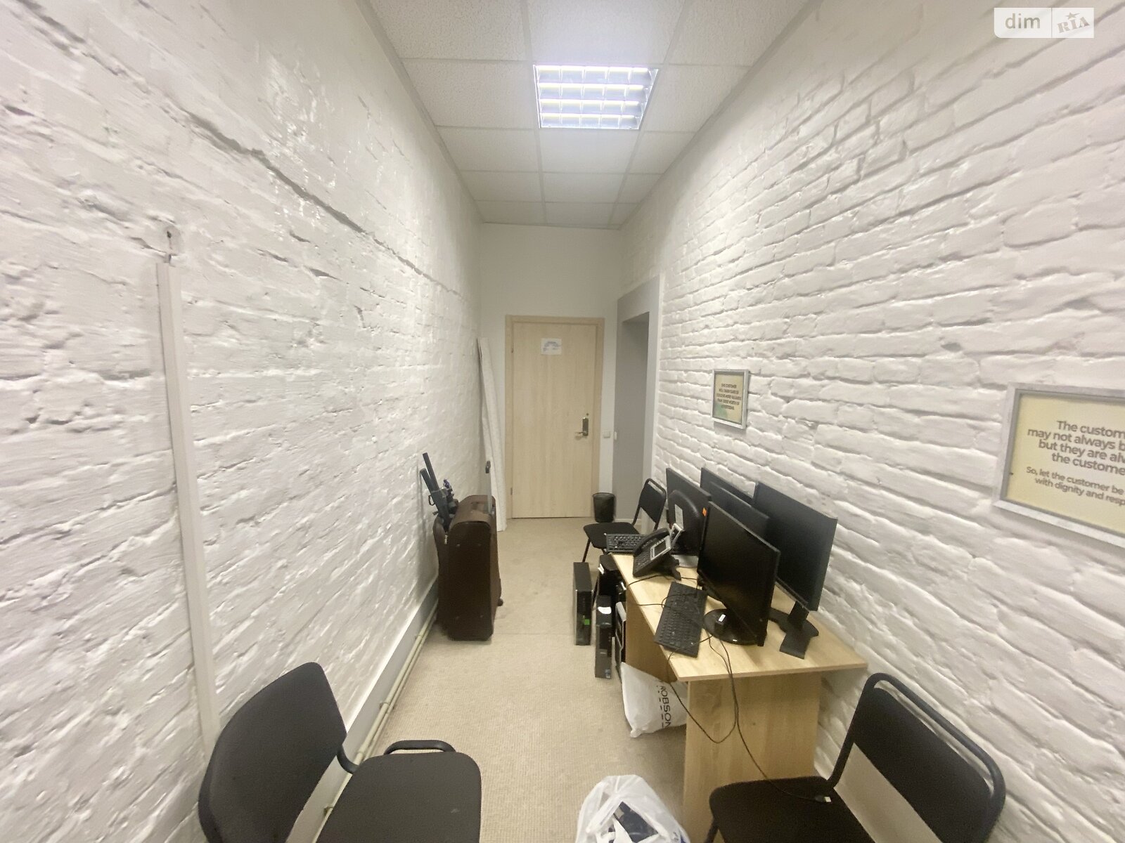 Продаж чотирикімнатної квартири в Івано-Франківську, на вул. Незалежності, район Центр фото 1 Продаж чотирикімнатної квартири в Івано-Франківську, на вул. Незалежності, район Центр фото 1