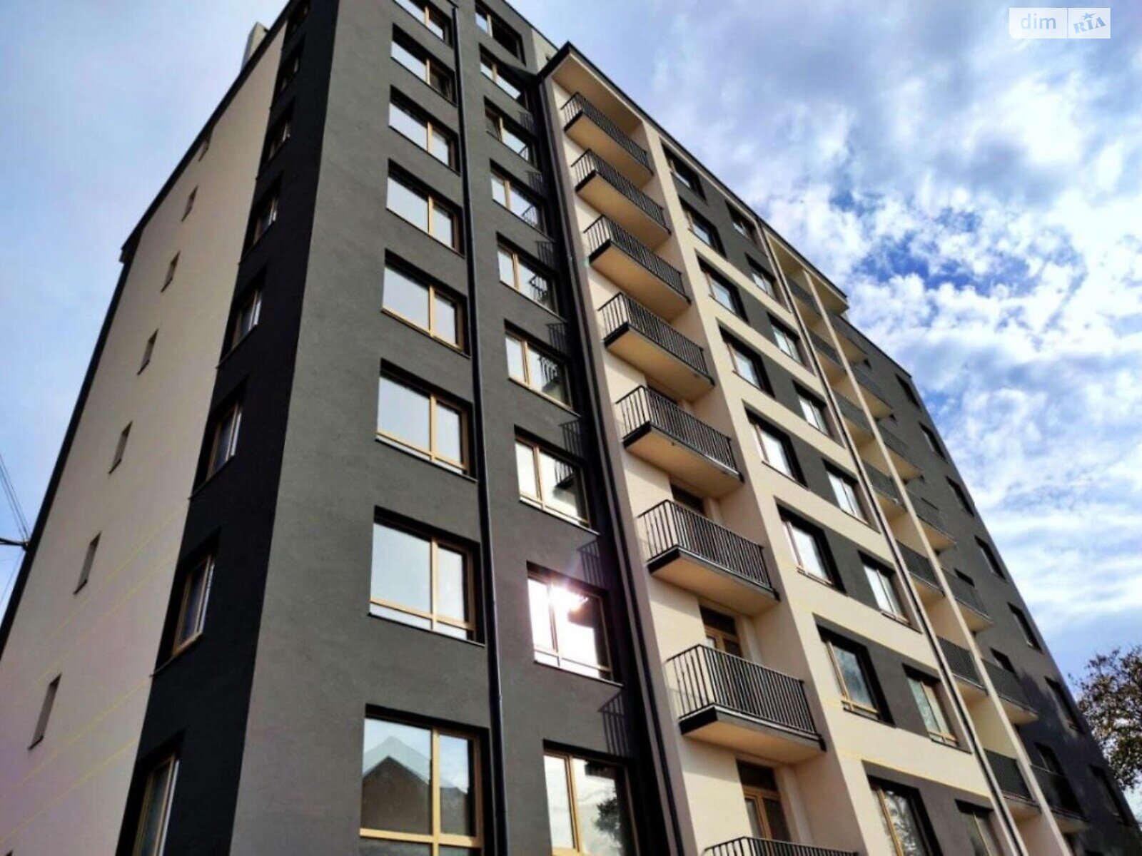 Продажа двухкомнатной квартиры в Ивано-Франковске, на ул. Кобылянской 20, район Центр фото 1