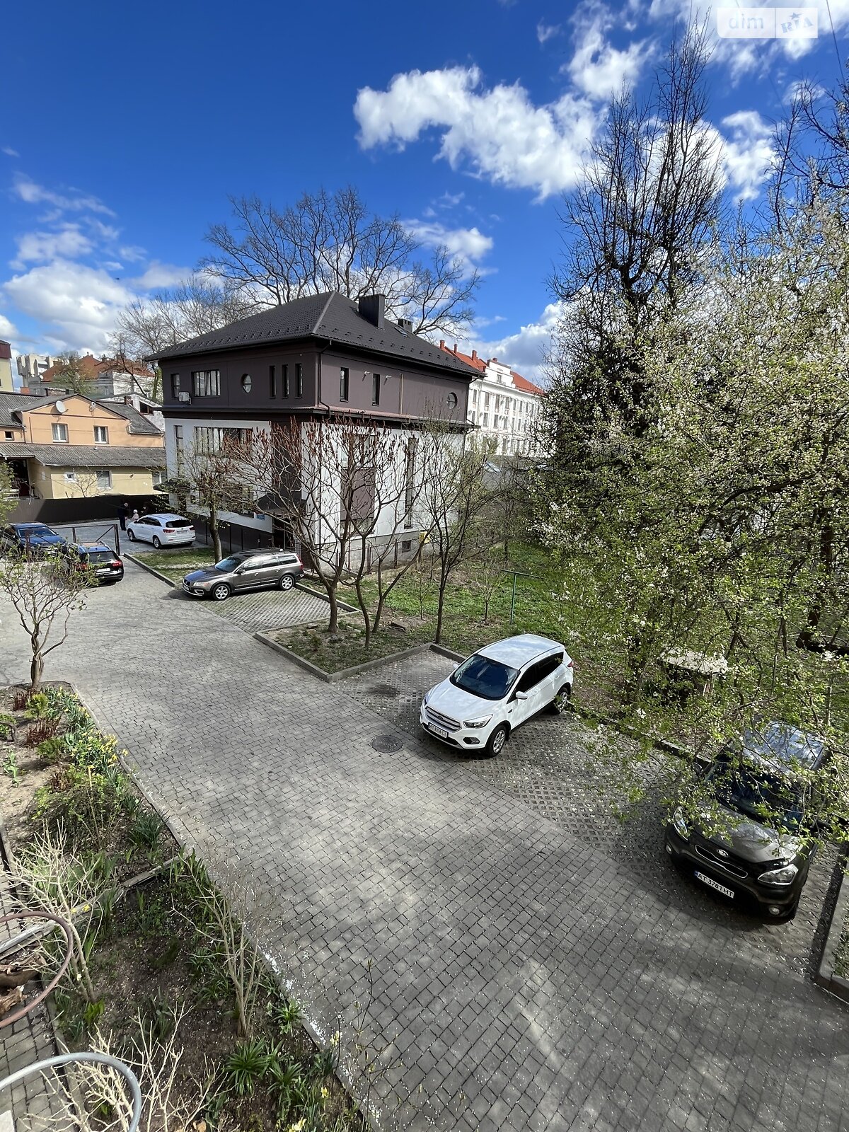 Продажа трехкомнатной квартиры в Ивано-Франковске, на ул. Вовчинецька 4, район Центр фото 1 Продажа трехкомнатной квартиры в Ивано-Франковске, на ул. Вовчинецька 4, район Центр фото 1