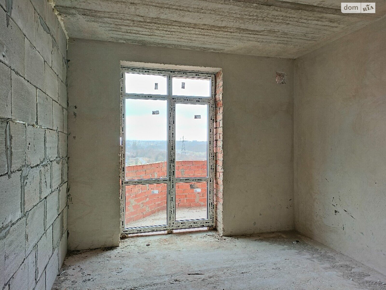 Продажа двухкомнатной квартиры в Ивано-Франковске, на ул. Озерная, фото 1 Продажа двухкомнатной квартиры в Ивано-Франковске, на ул. Озерная, фото 1