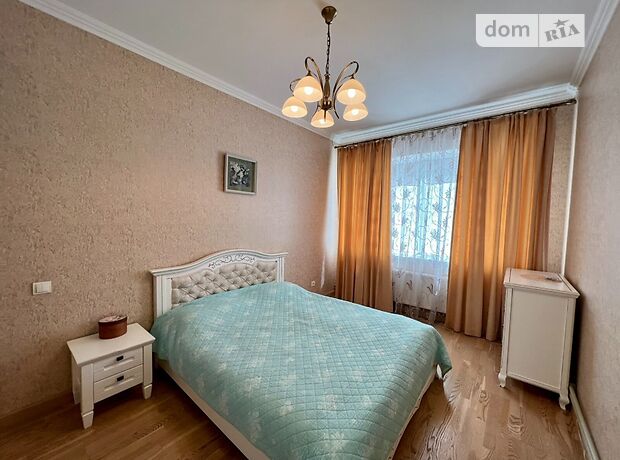 Продажа трехкомнатной квартиры в Житомире, на ул. Самойловича Гетьмана, район Богунский фото 1 Продажа трехкомнатной квартиры в Житомире, на ул. Самойловича Гетьмана, район Богунский фото 1
