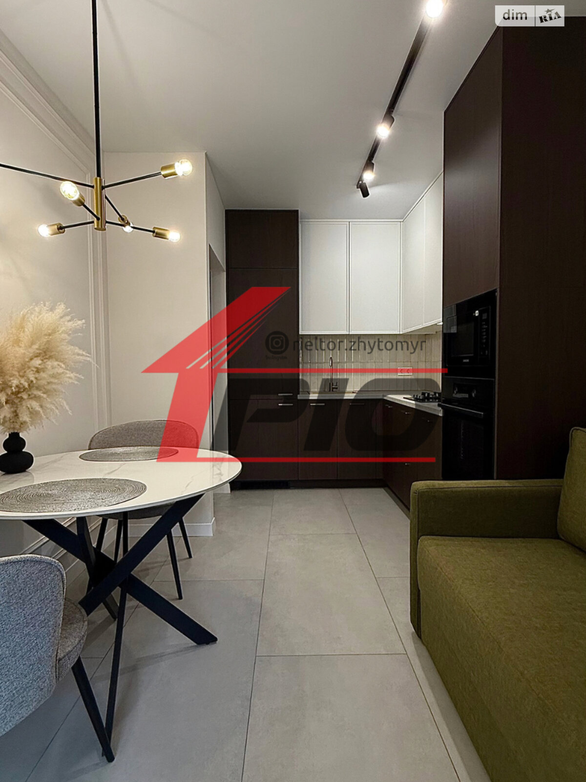 Продаж однокімнатної квартири в Житомирі, на вул. Євгена Рихліка, район Богунський фото 1 Продаж однокімнатної квартири в Житомирі, на вул. Євгена Рихліка, район Богунський фото 1