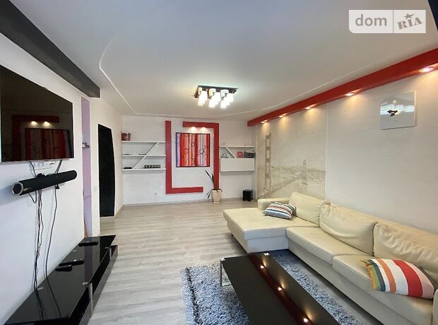 Продажа трехкомнатной квартиры в Житомире, на Мира проспект район Богунский фото 1 Продажа трехкомнатной квартиры в Житомире, на Мира проспект район Богунский фото 1