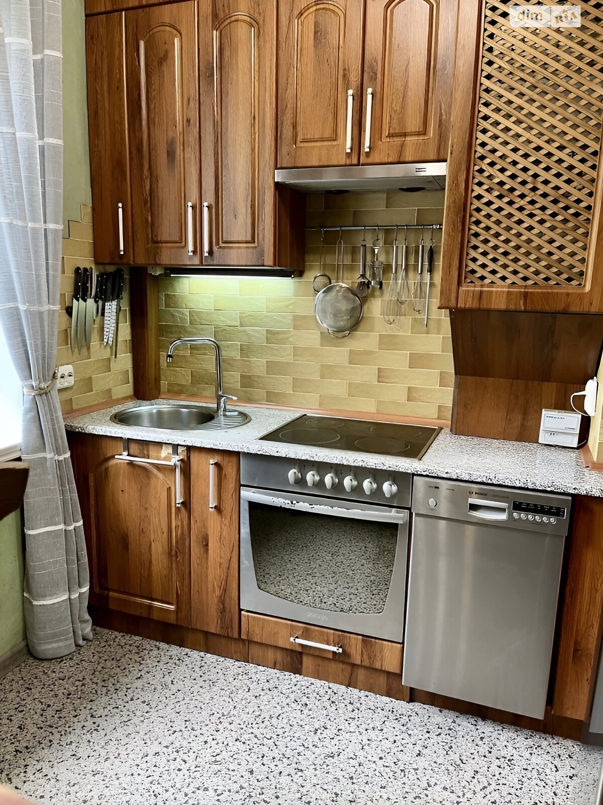 Продаж двокімнатної квартири в Житомирі, на просп. Миру 95, район Богунський фото 1 Продаж двокімнатної квартири в Житомирі, на просп. Миру 95, район Богунський фото 1