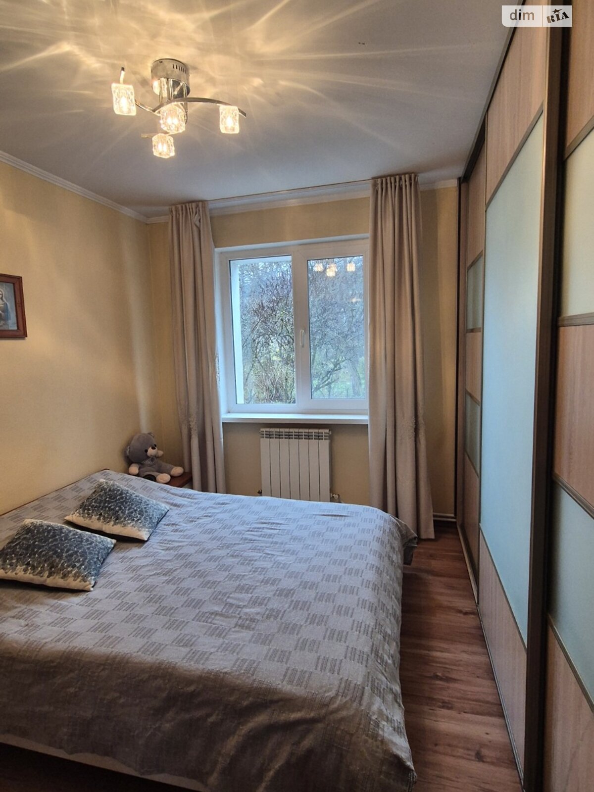 Продажа трехкомнатной квартиры в Житомире, на просп. Мира, район Богунский фото 1