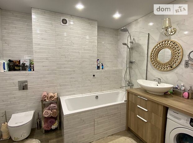 Продажа трехкомнатной квартиры в Житомире, на ул. Победы 53 район Богунский фото 1 Продажа трехкомнатной квартиры в Житомире, на ул. Победы 53 район Богунский фото 1