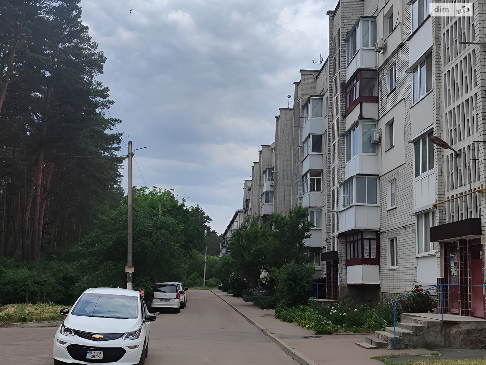 Продаж трикімнатної квартири в Житомирі, на вул. Офіцерська, район Богунський фото 1 Продаж трикімнатної квартири в Житомирі, на вул. Офіцерська, район Богунський фото 1