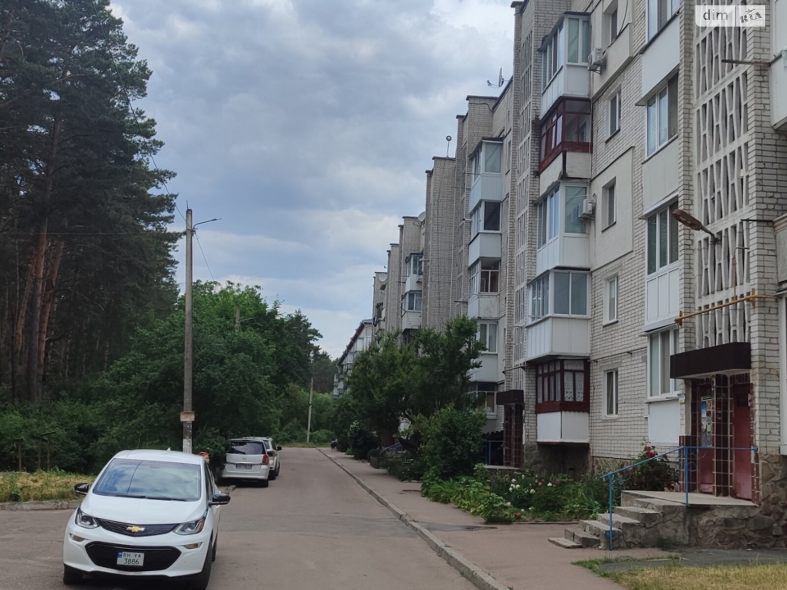 Продаж трикімнатної квартири в Житомирі, на вул. Офіцерська 18, район Богунський фото 1 Продаж трикімнатної квартири в Житомирі, на вул. Офіцерська 18, район Богунський фото 1