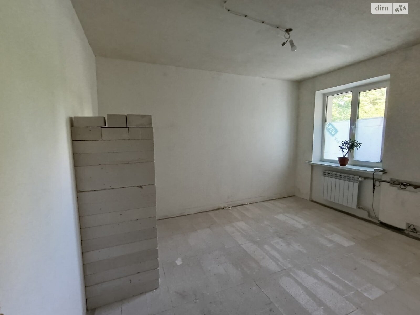 Продаж чотирикімнатної квартири в Житомирі, на вул. Захисників України, район Богунський фото 1 Продаж чотирикімнатної квартири в Житомирі, на вул. Захисників України, район Богунський фото 1