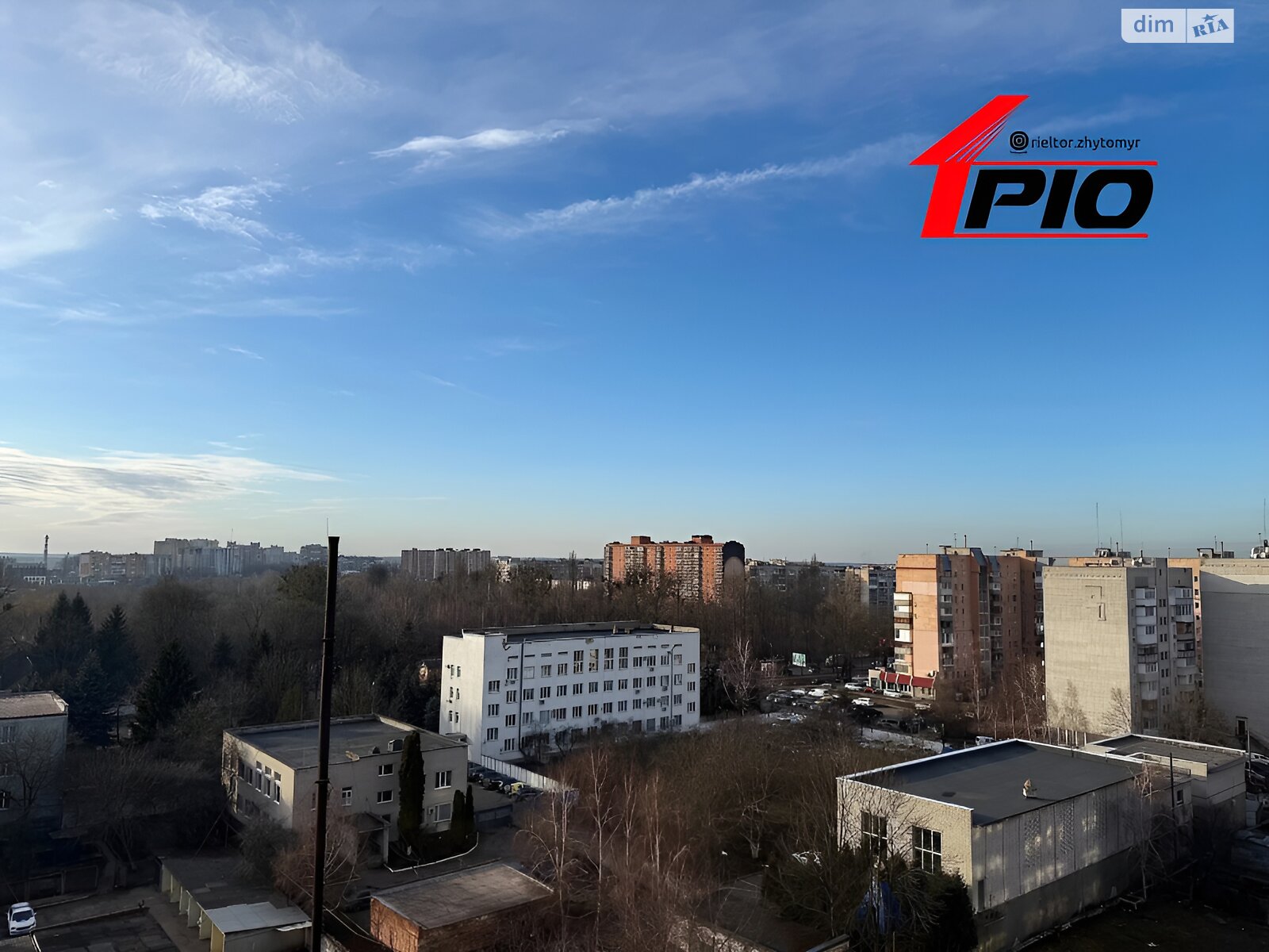 Продаж чотирикімнатної квартири в Житомирі, на вул. Євгена Рихліка 11К, район Чеська Крошня фото 1 Продаж чотирикімнатної квартири в Житомирі, на вул. Євгена Рихліка 11К, район Чеська Крошня фото 1