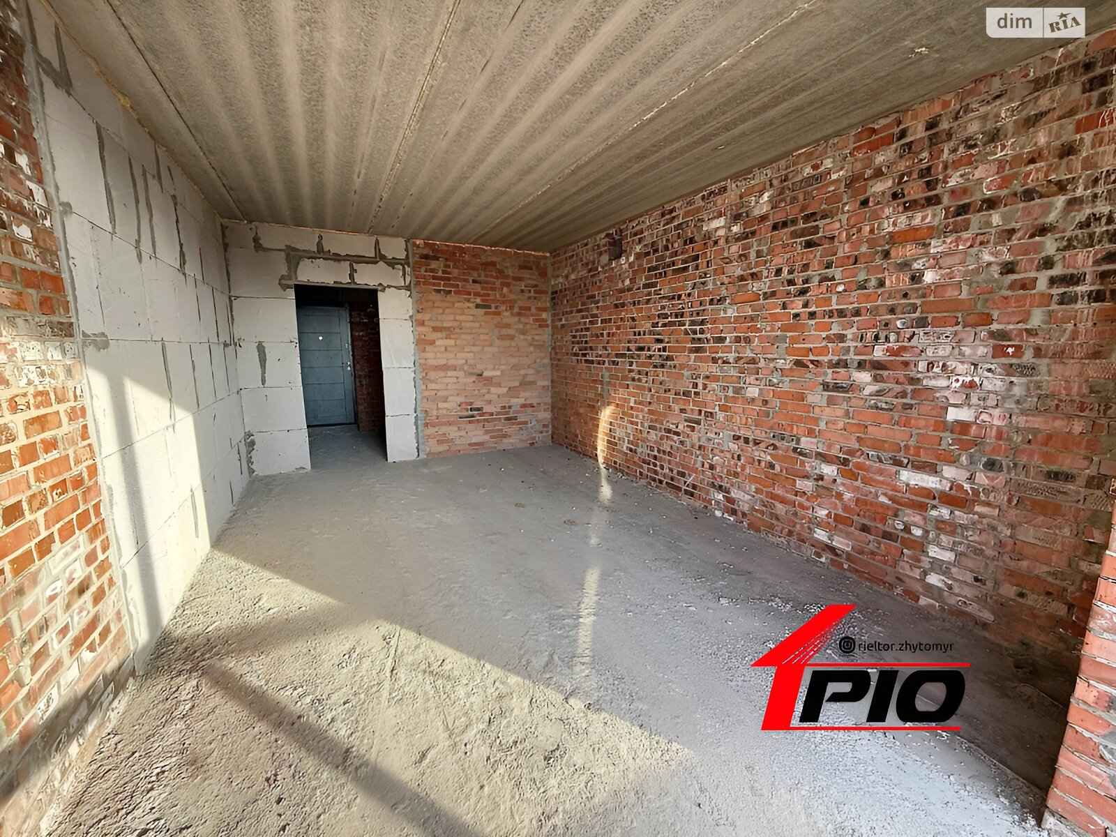 Продаж чотирикімнатної квартири в Житомирі, на вул. Євгена Рихліка 11К, район Чеська Крошня фото 1 Продаж чотирикімнатної квартири в Житомирі, на вул. Євгена Рихліка 11К, район Чеська Крошня фото 1