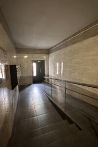 Продаж двокімнатної квартири в Житомирі, на вул. Євгена Рихліка 15, район Чеська Крошня фото 2