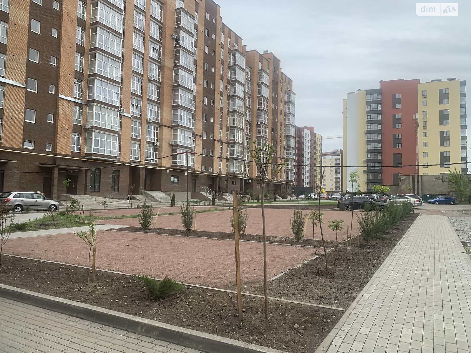 Продаж трикімнатної квартири в Житомирі, на вул. Героїв Чорнобиля 6, район Чеська Крошня фото 1 Продаж трикімнатної квартири в Житомирі, на вул. Героїв Чорнобиля 6, район Чеська Крошня фото 1
