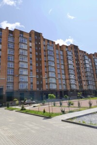 Продажа трехкомнатной квартиры в Житомире, на ул. Героев Чернобыля 6, район Чешская Крошня фото 2