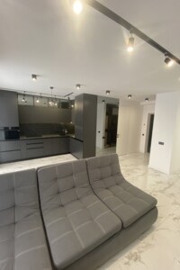 Продажа трехкомнатной квартиры в Житомире, на ул. Героев Чернобыля 8, фото 2