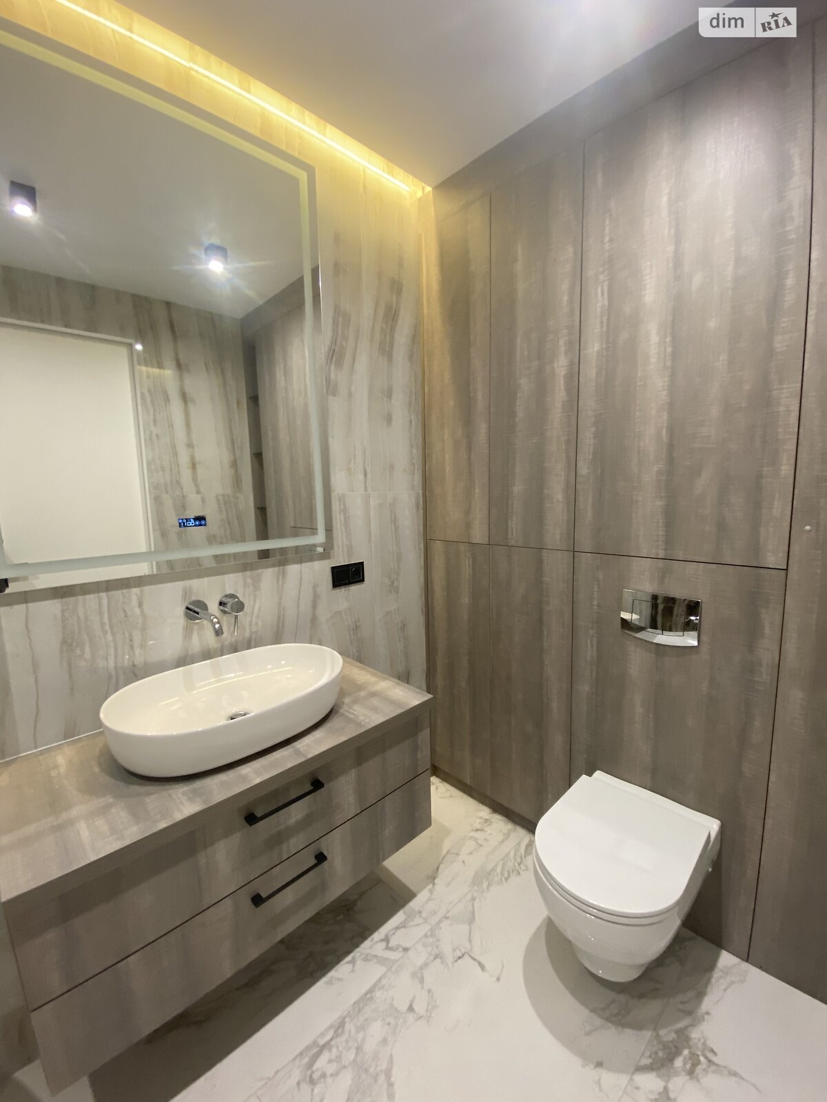 Продажа трехкомнатной квартиры в Житомире, на ул. Героев Чернобыля 8, фото 1