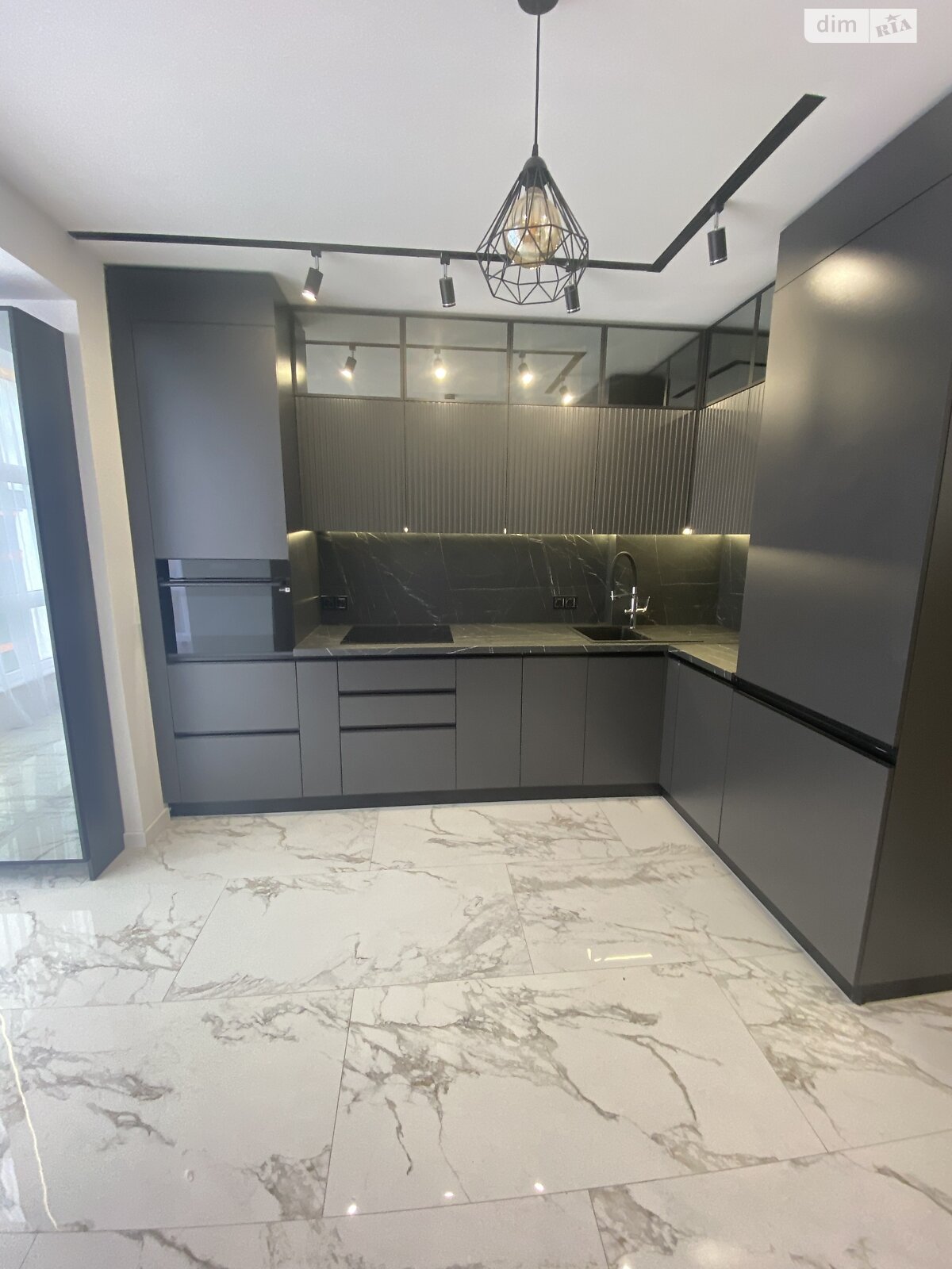 Продажа трехкомнатной квартиры в Житомире, на ул. Героев Чернобыля 8, фото 1