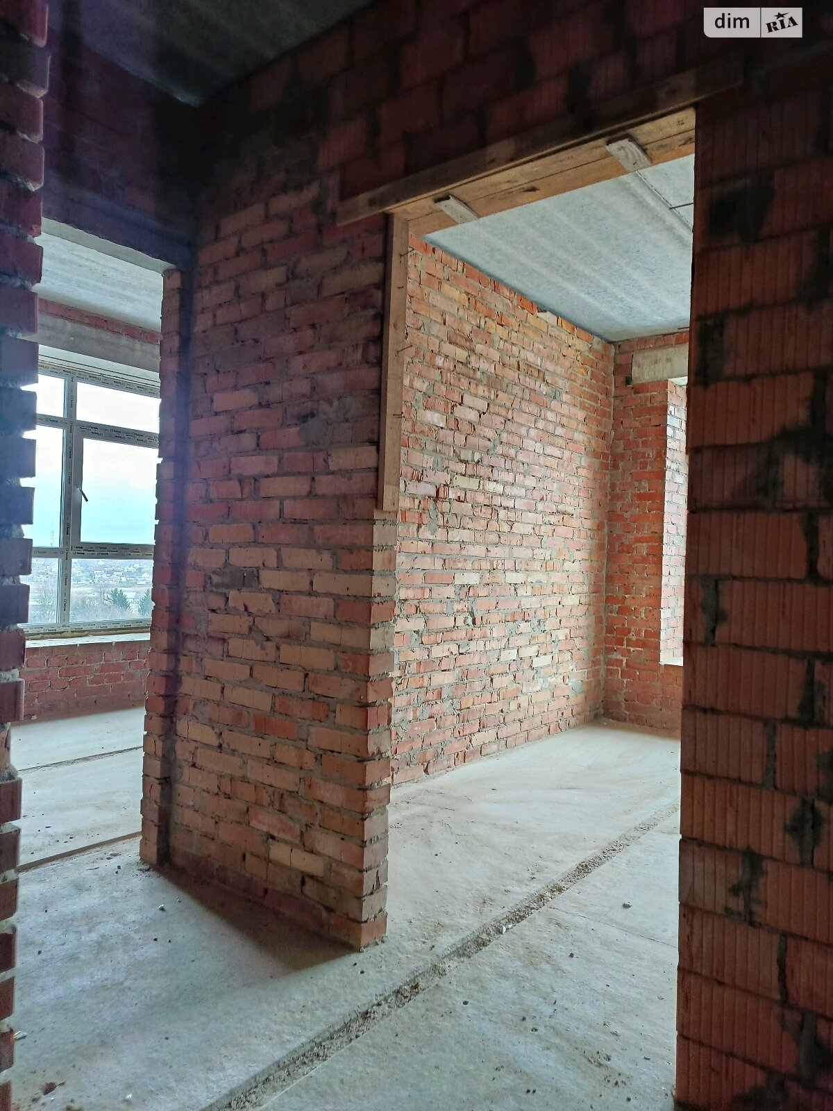 Продажа трехкомнатной квартиры в Житомире, на ул. Героев Чернобыля 8, фото 1 Продажа трехкомнатной квартиры в Житомире, на ул. Героев Чернобыля 8, фото 1