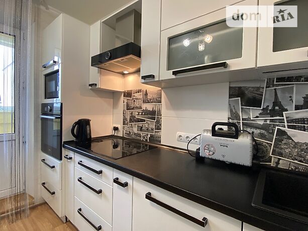 Продажа трехкомнатной квартиры в Житомире, на ул. Народицкая, кв. 41, район Гормолзавод фото 1 Продажа трехкомнатной квартиры в Житомире, на ул. Народицкая, кв. 41, район Гормолзавод фото 1