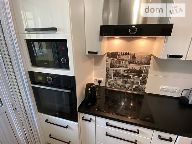 Продажа трехкомнатной квартиры в Житомире, на ул. Народицкая, кв. 41, район Гормолзавод фото 1 Продажа трехкомнатной квартиры в Житомире, на ул. Народицкая, кв. 41, район Гормолзавод фото 1
