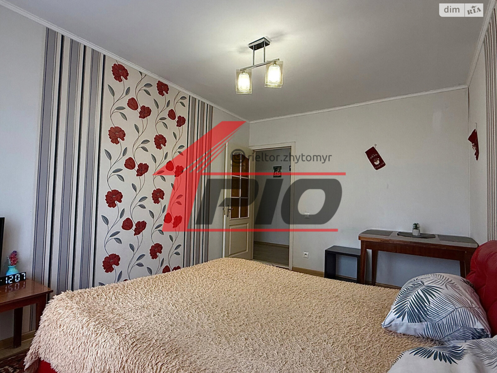 Продажа двухкомнатной квартиры в Житомире, на ул. Атаманов Соколовских 9/11, район Гормолзавод фото 1