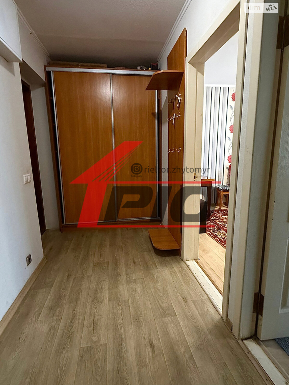 Продажа двухкомнатной квартиры в Житомире, на ул. Атаманов Соколовских 9/11, район Гормолзавод фото 1