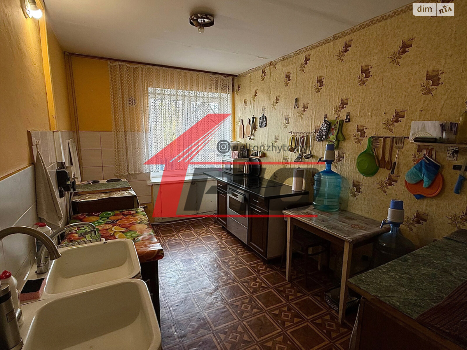 Продажа двухкомнатной квартиры в Житомире, на ул. Атаманов Соколовских 9/11, район Гормолзавод фото 1