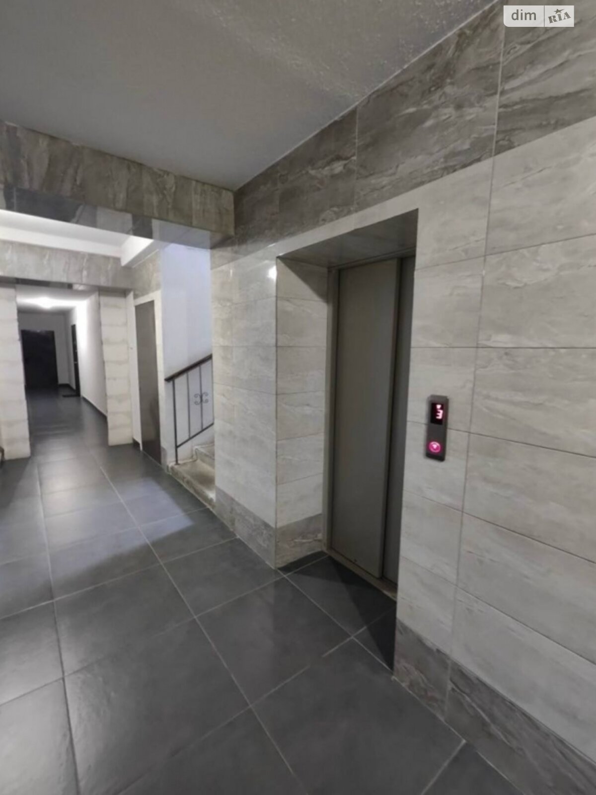 Продажа трехкомнатной квартиры в Житомире, на ул. Евгения Рыхлика 15, район Гормолзавод фото 1 Продажа трехкомнатной квартиры в Житомире, на ул. Евгения Рыхлика 15, район Гормолзавод фото 1