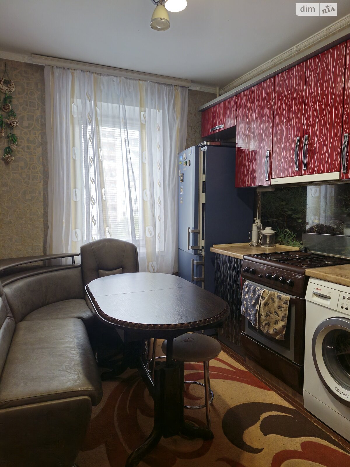 Продаж чотирикімнатної квартири в Житомирі, на просп. Незалежності, район Міськмолзавод фото 1 Продаж чотирикімнатної квартири в Житомирі, на просп. Незалежності, район Міськмолзавод фото 1