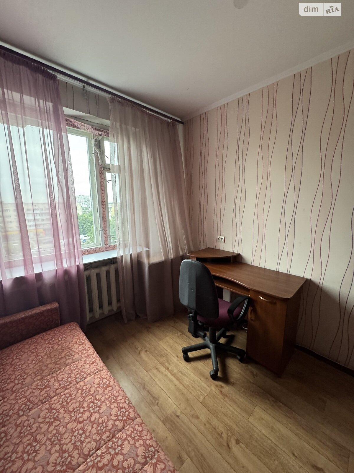 Продажа трехкомнатной квартиры в Житомире, на просп. Мира, район Хмельники фото 1 Продажа трехкомнатной квартиры в Житомире, на просп. Мира, район Хмельники фото 1