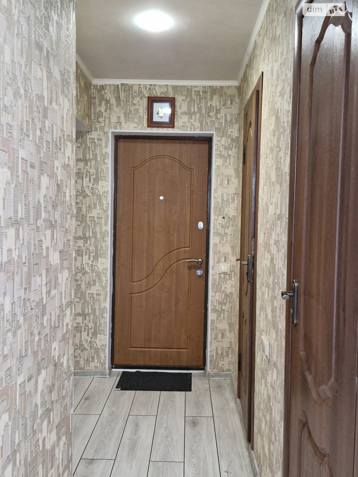 Продаж двокімнатної квартири в Житомирі, на просп. Миру 1, район Кокаричанка фото 1 Продаж двокімнатної квартири в Житомирі, на просп. Миру 1, район Кокаричанка фото 1