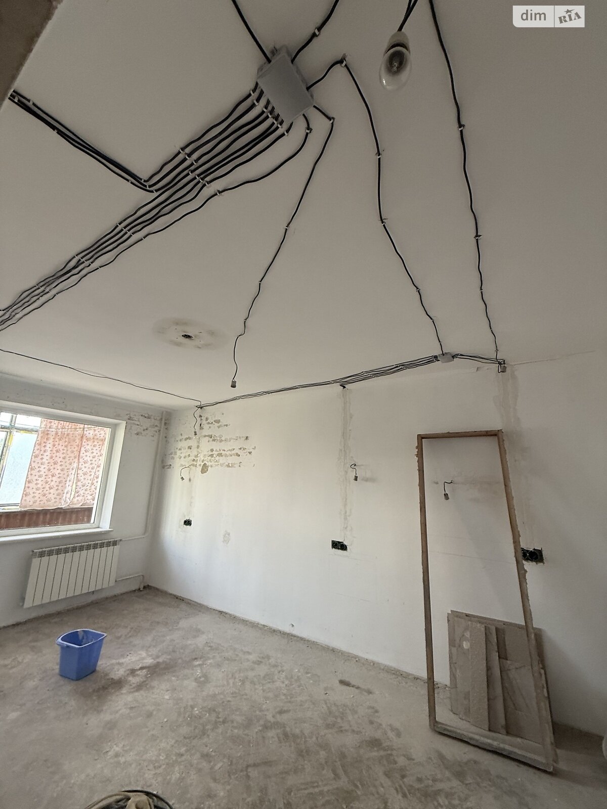 Продажа двухкомнатной квартиры в Житомире, на просп. Мира 9, район Кокаричанка фото 1 Продажа двухкомнатной квартиры в Житомире, на просп. Мира 9, район Кокаричанка фото 1