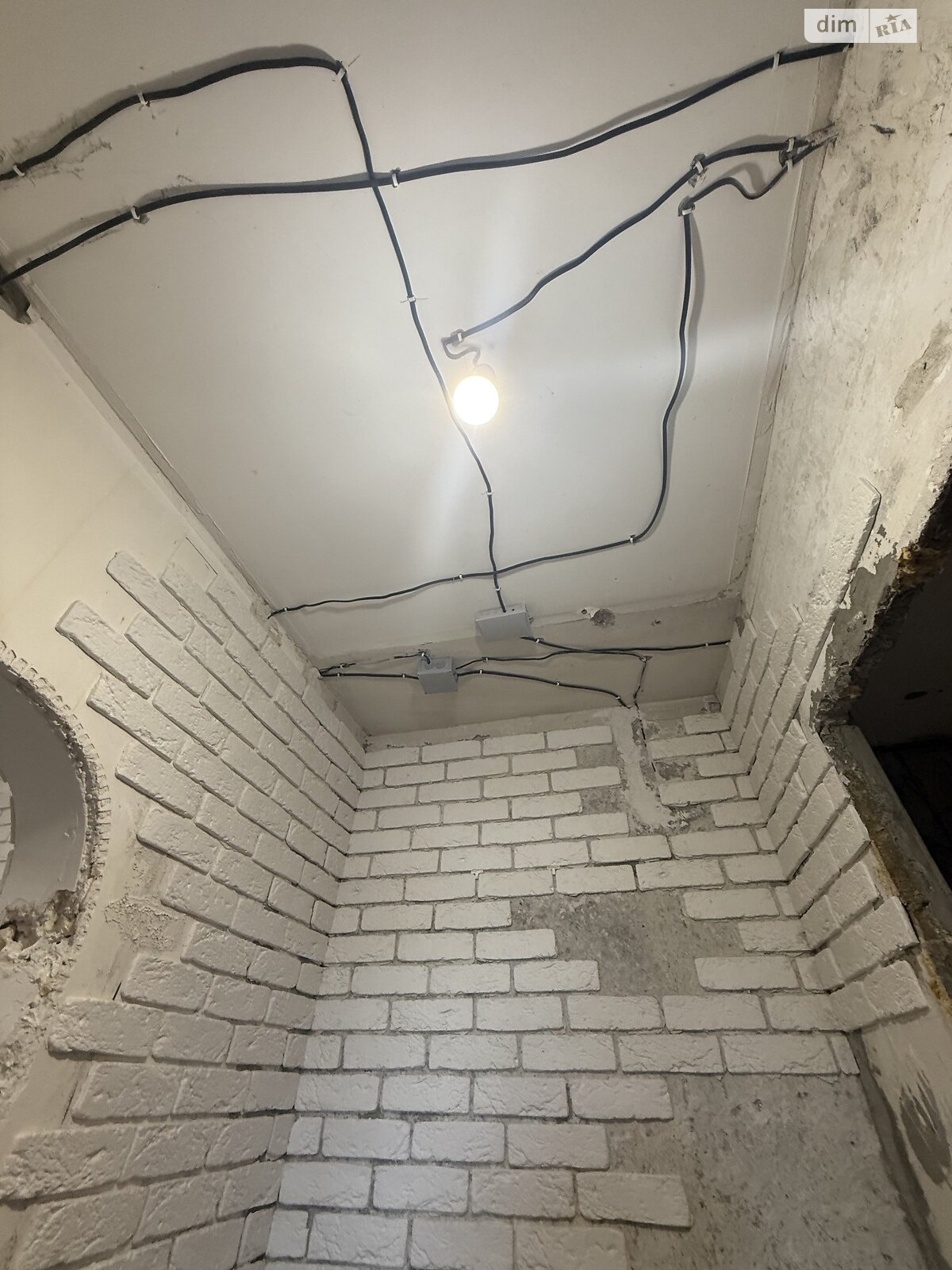 Продажа двухкомнатной квартиры в Житомире, на просп. Мира 9, район Кокаричанка фото 1 Продажа двухкомнатной квартиры в Житомире, на просп. Мира 9, район Кокаричанка фото 1
