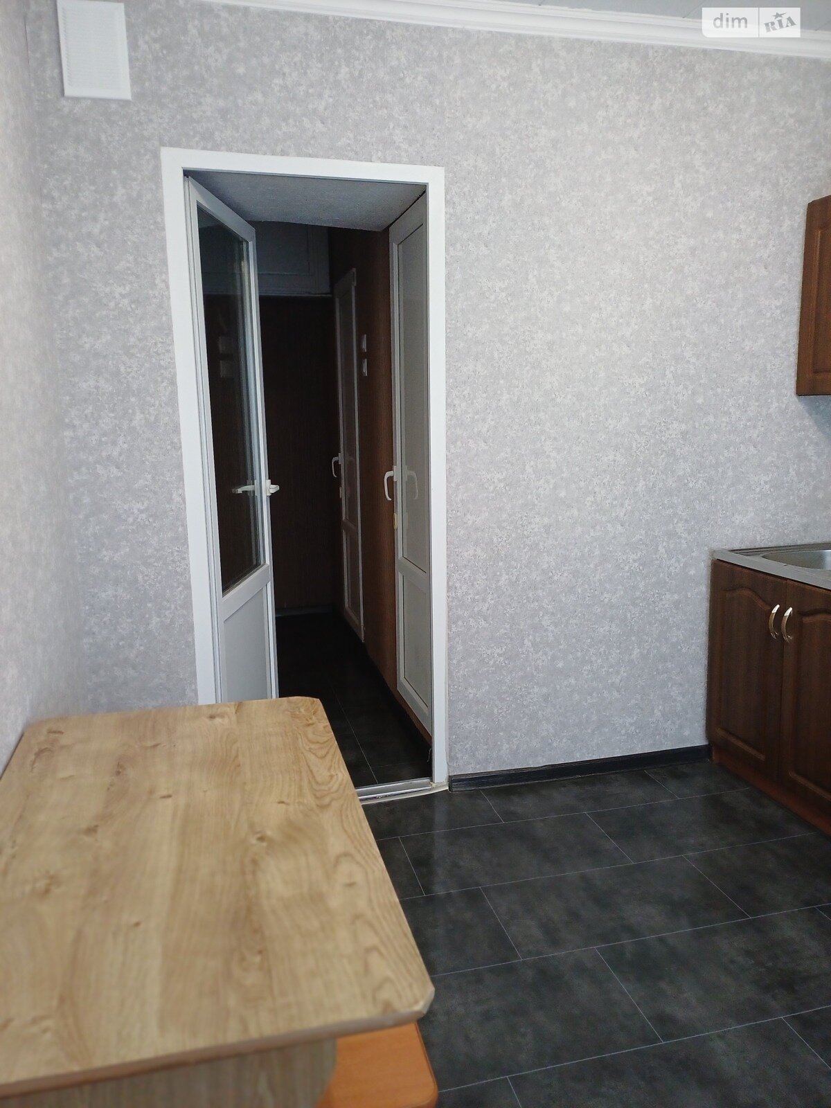 Продаж двокімнатної квартири в Житомирі, на просп. Миру 9, район Кокаричанка фото 1 Продаж двокімнатної квартири в Житомирі, на просп. Миру 9, район Кокаричанка фото 1