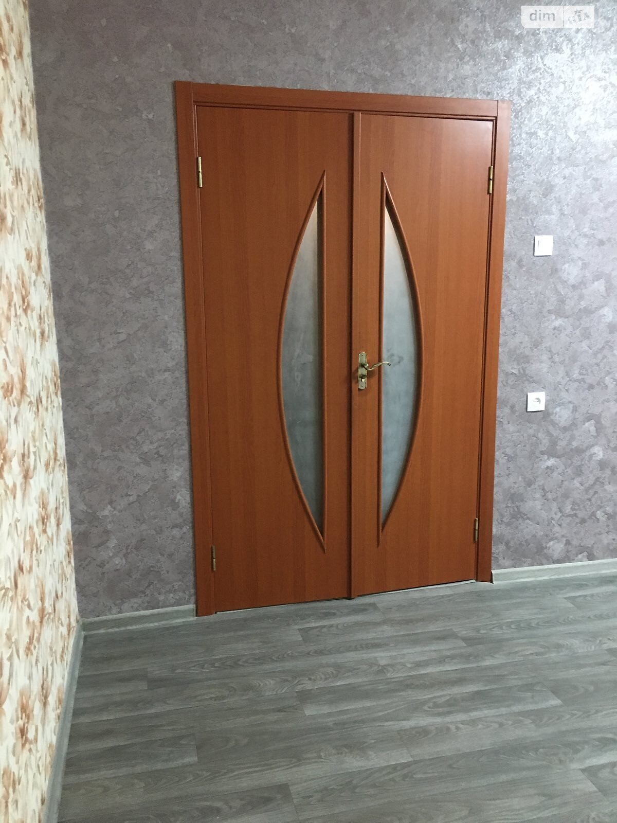Продаж двокімнатної квартири в Житомирі, на просп. Миру 9, район Кокаричанка фото 1 Продаж двокімнатної квартири в Житомирі, на просп. Миру 9, район Кокаричанка фото 1